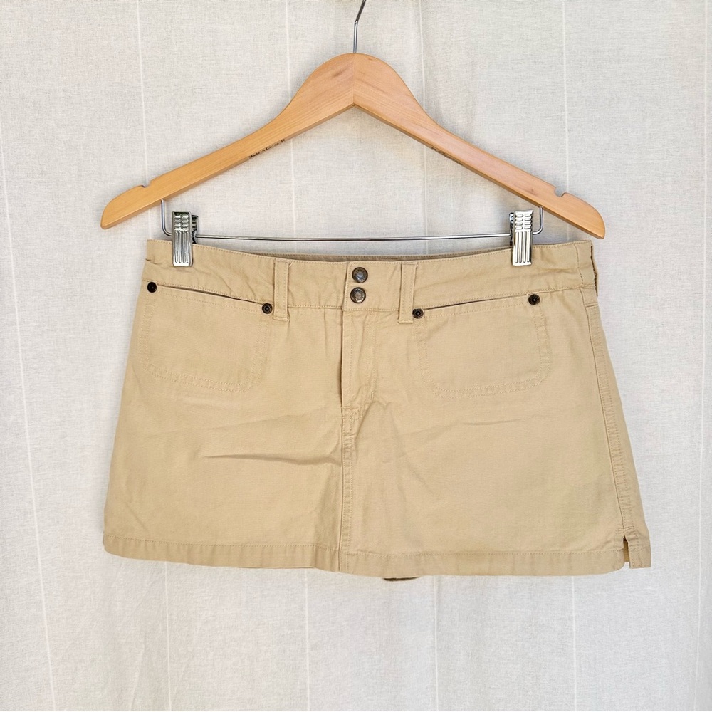 Abercrombie Kids vintage tan mini skort. Girls’ size 16. Fits same as A&F 2.